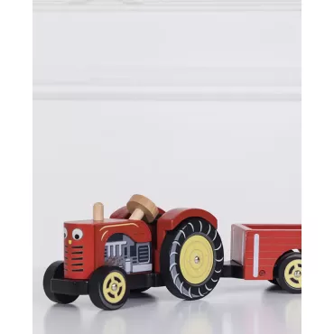 Tractor din lemn, Le Toy Van, rosu, 3 ani+