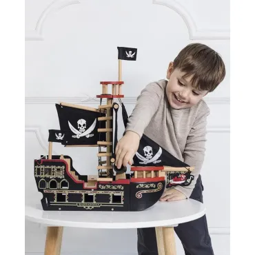 Jucarie din lemn, Le Toy Van, corabia piratilor, neagra